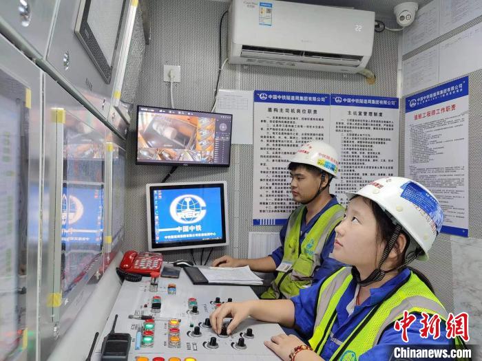 中國(guó)最大水壓、最大埋深海底隧道工程建設(shè)快速推進(jìn)