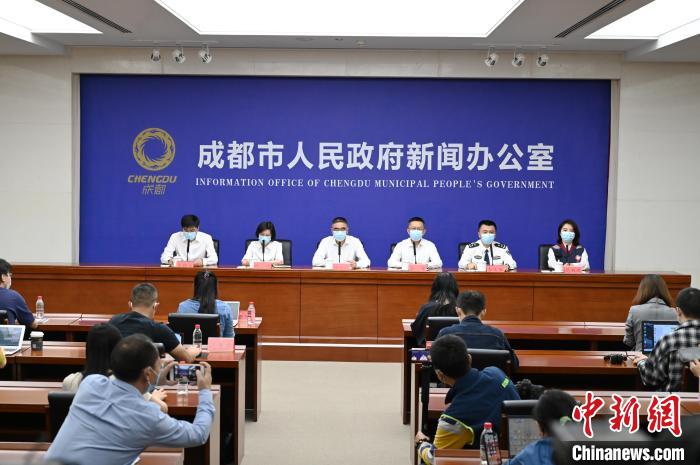 （抗擊新冠肺炎）成都1.48萬家企業(yè)閉環(huán)管理、連續(xù)生產(chǎn)工業(yè)企業(yè)復工率達到65%