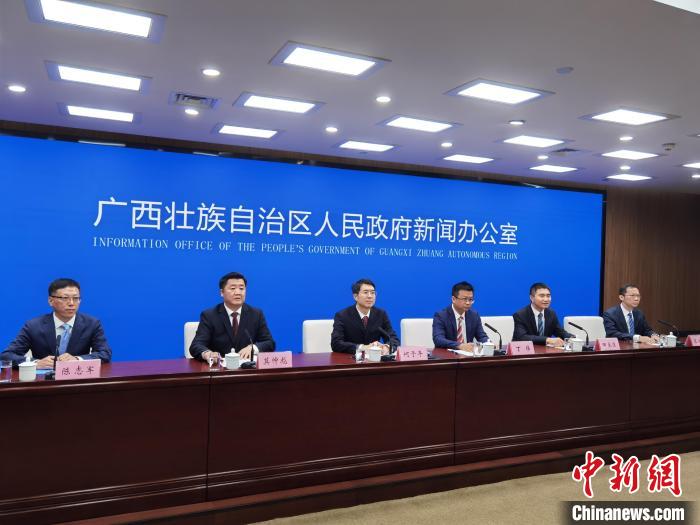 (聚焦東博會(huì))廣西深化中國(guó)—東盟信息港建設(shè)打造人工智能合作新平臺(tái)