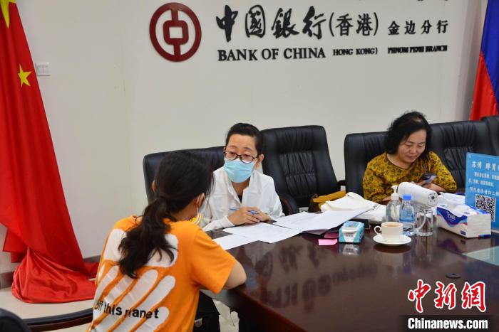 活動現(xiàn)場?！∮嘞娆B 攝