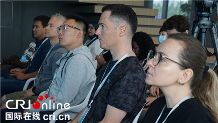 啟動(dòng)儀式現(xiàn)場(chǎng)。賈親親 攝