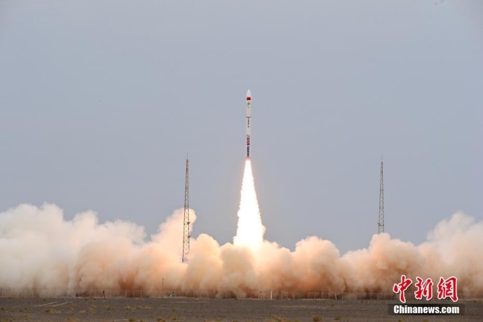 北京時(shí)間2023年8月10日12時(shí)03分，谷神星一號(hào)遙七運(yùn)載火箭在我國(guó)酒泉衛(wèi)星發(fā)射中心成功發(fā)射升空，將搭載的西光壹號(hào)01星等7顆衛(wèi)星順利送入預(yù)定軌道，發(fā)射任務(wù)獲得圓滿成功。此次任務(wù)是谷神星一號(hào)運(yùn)載火箭第7次飛行。汪江波 攝