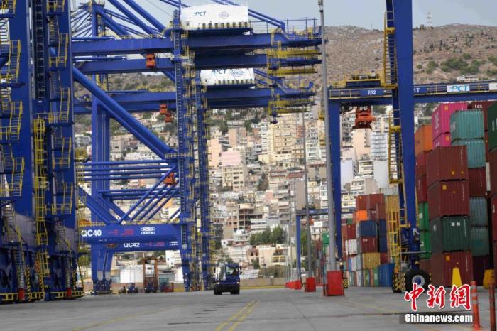 比雷埃夫斯港項目作為中國希臘共建“一帶一路”合作的旗艦項目，受到社會各界廣泛關注。 <a target='_blank' href='/'><p  align=