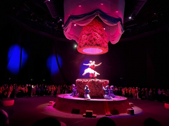 　　《天釀》演出場(chǎng)景。本報(bào)記者劉書文攝