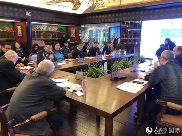 與會(huì)專家學(xué)者就拉美局勢(shì)和中拉關(guān)系展開(kāi)討論。人民網(wǎng)記者 趙健攝