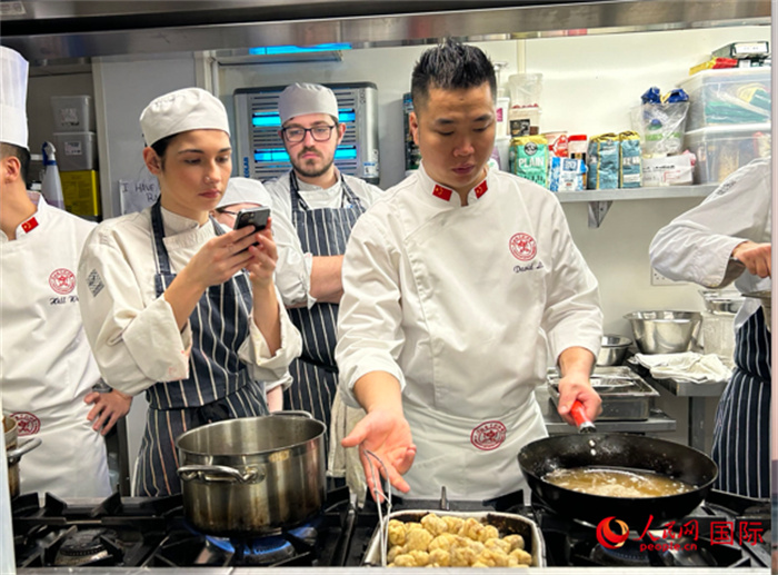 活動現(xiàn)場 。于果攝