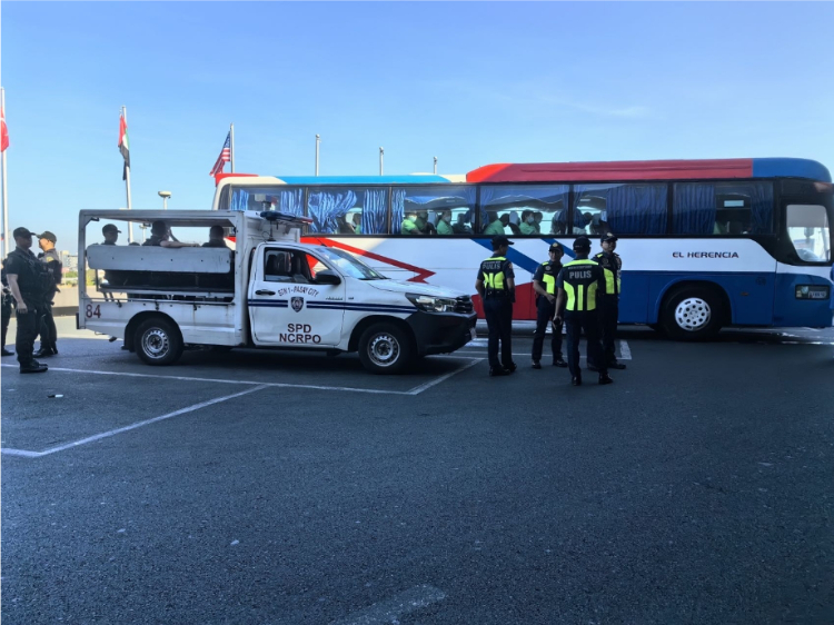 菲反有組織犯罪委員會等部門組織多次聯(lián)合突擊執(zhí)法。駐菲律賓使館供圖