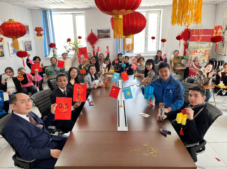 活動現場?？鬃訉W院供圖