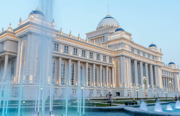 第1視點丨這兩座大樓，見證著中塔友誼