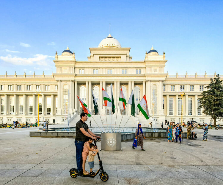 第1視點丨這兩座大樓，見證著中塔友誼