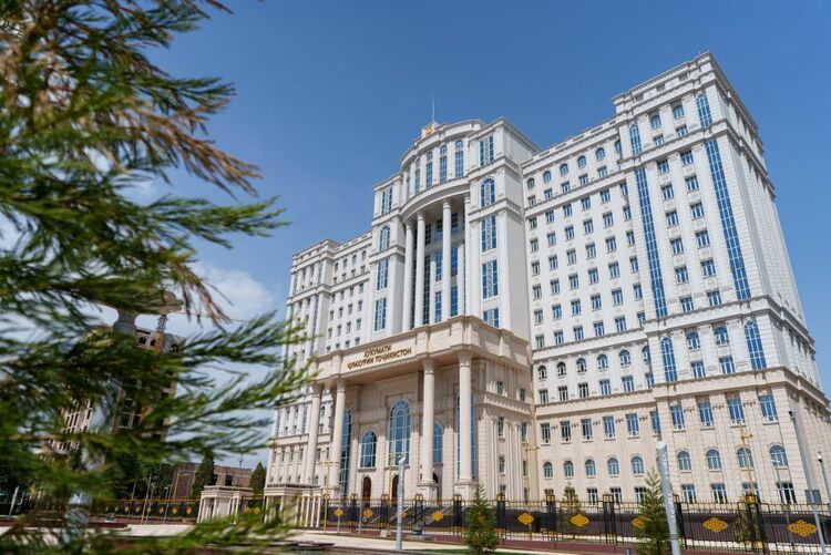 第1視點丨這兩座大樓，見證著中塔友誼