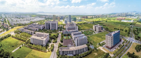 航拍產(chǎn)業(yè)園區(qū)一角。無錫高新區(qū)管委會供圖