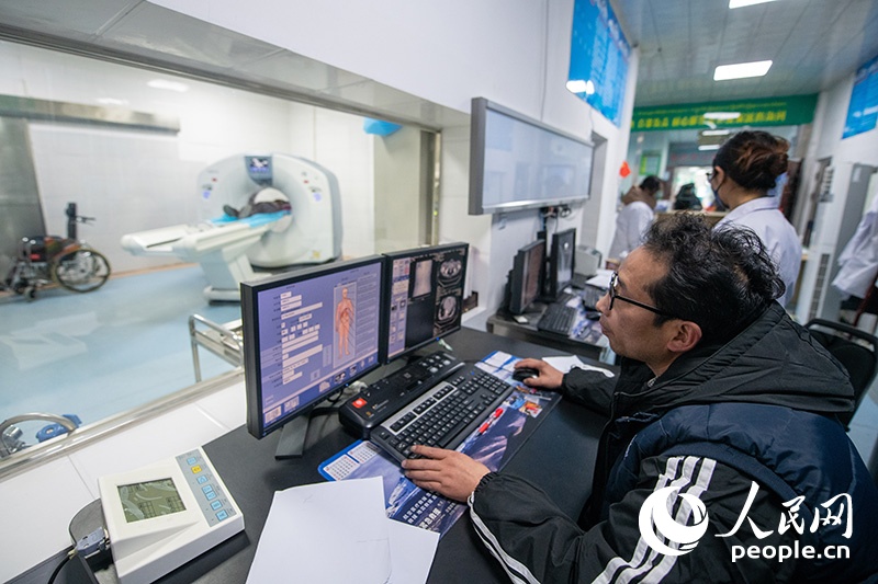 震中日記｜“謝謝，曼巴啦！”