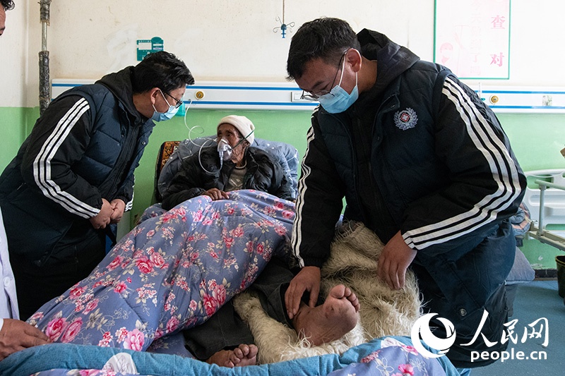 震中日記｜“謝謝，曼巴啦！”