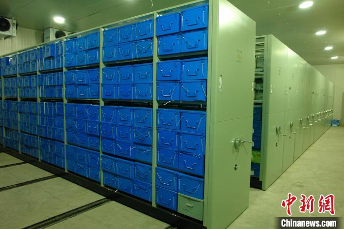 圖為國家農(nóng)作物種質(zhì)資源復(fù)份庫(西寧)?！∏嗪Ｊ∞r(nóng)業(yè)農(nóng)村廳供圖