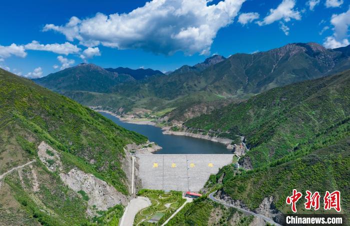 圖為引大濟(jì)湟黑泉水庫。(資料圖) 青海省水利廳 供圖