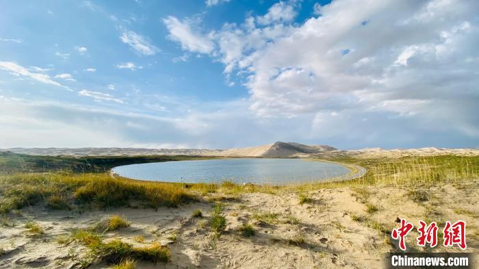 圖為青海湖沙島風光。　李江寧 攝