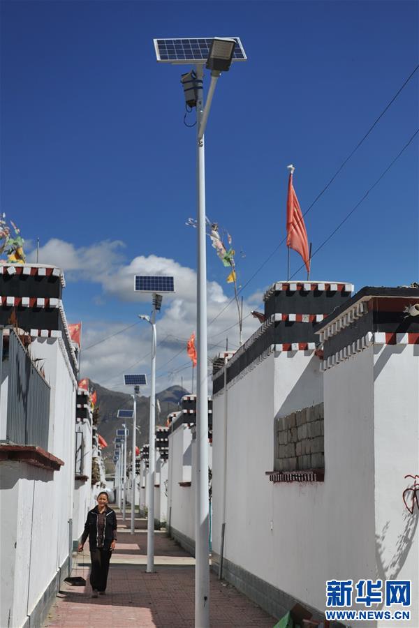 (脫貧攻堅)(4)西藏日喀則:建檔立卡貧困戶住進(jìn)新村