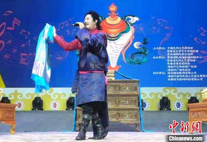 祁連山下“阿柔逗曲”傳承人:用羊糞蛋記錄的“財(cái)富”不能丟