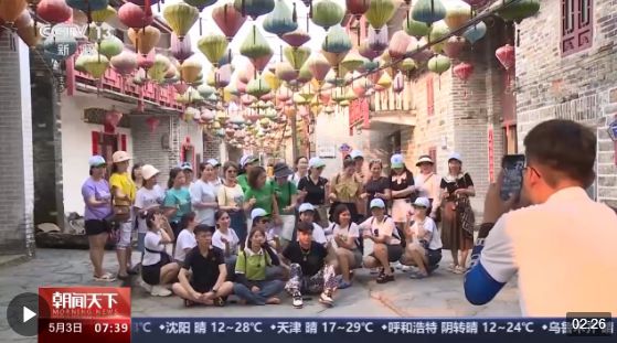 從特色小城到世界級商圈 這個“五一”很有“國際范”！