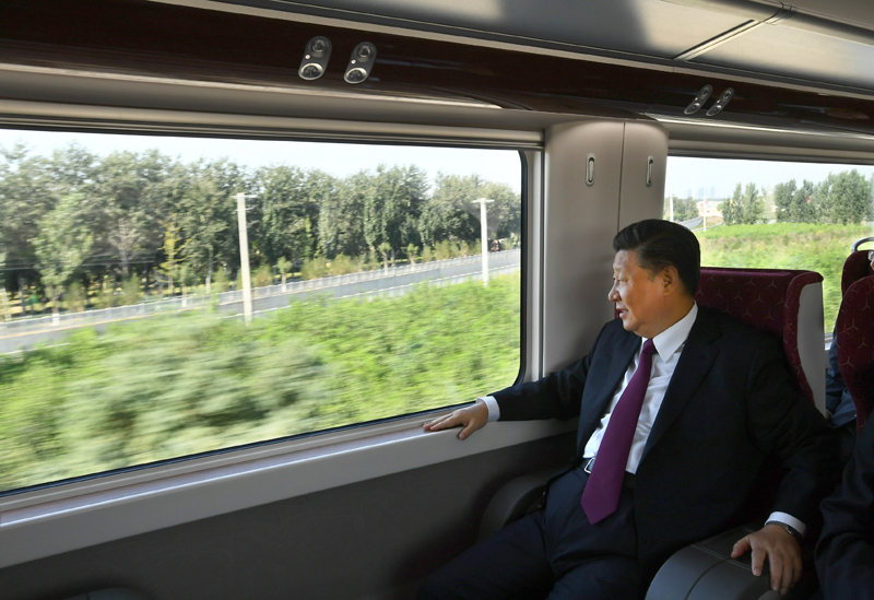 2019年9月25日，習(xí)近平總書(shū)記乘坐軌道列車(chē)前往北京大興國(guó)際機(jī)場(chǎng)。