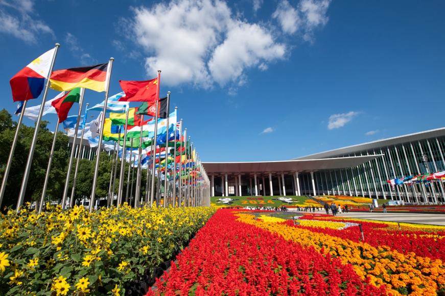 第七屆中國國際進口博覽會會場。人民網(wǎng)記者 翁奇羽攝