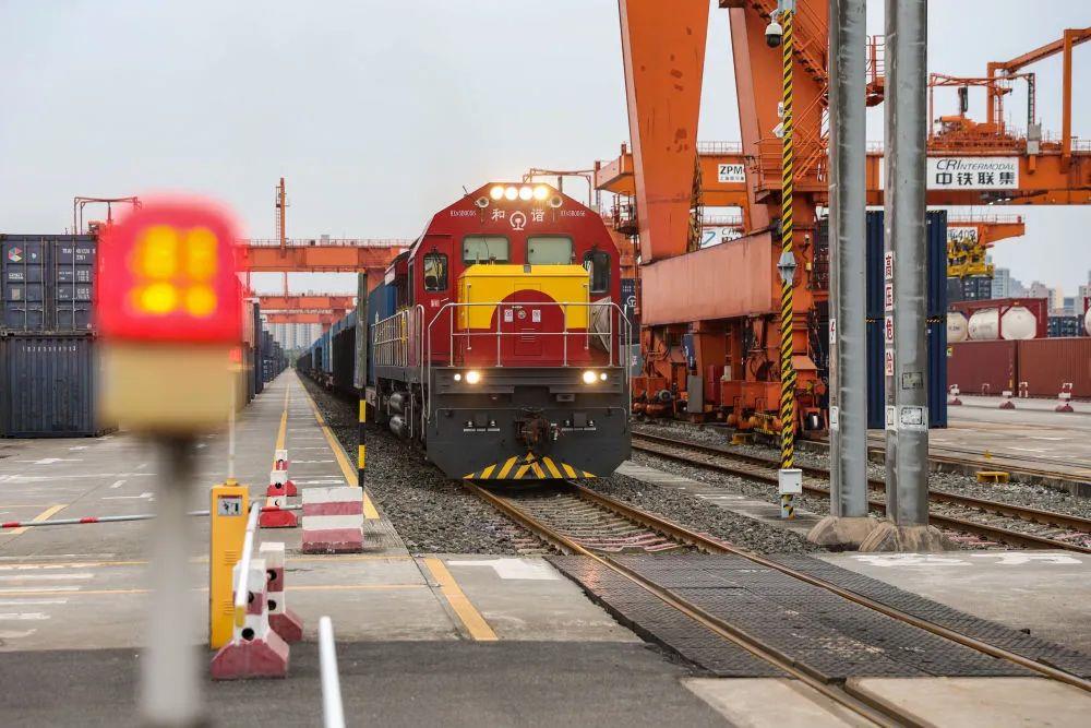 時政微觀察丨再次考察西部陸海新通道，總書記提出新要求