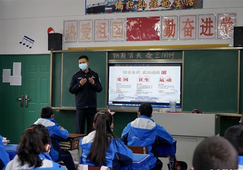 （發(fā)新華網(wǎng)西藏頻道）（圖文互動）“防疫有我 愛衛(wèi)同行”——日喀則邊境管理支隊(duì)開展愛國衛(wèi)生活動