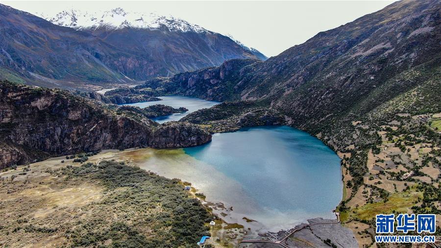 (新華視界)(3)夢幻“三色湖”