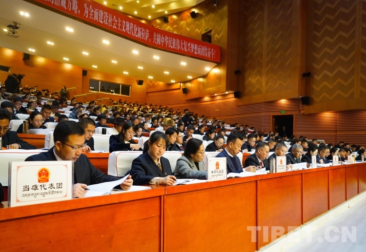 兩會03.jpg 兩會03.jpg