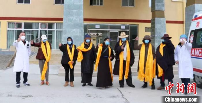 四川甘孜州:道孚縣由高風(fēng)險降為中風(fēng)險區(qū)學(xué)校已“網(wǎng)絡(luò)復(fù)課”