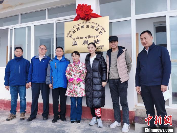 揭牌儀式現(xiàn)場?！垪?攝