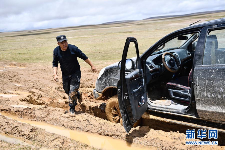 （圖文互動(dòng)）（3）記者手記：可可西里，“挪”向“藏羚羊大產(chǎn)房”的14個(gè)半小時(shí)