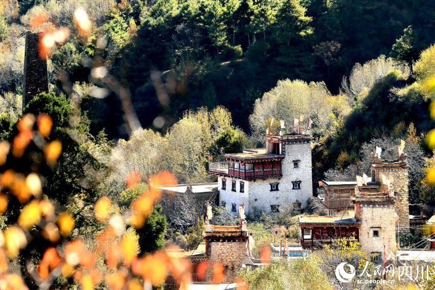 丹巴美景。李永安攝