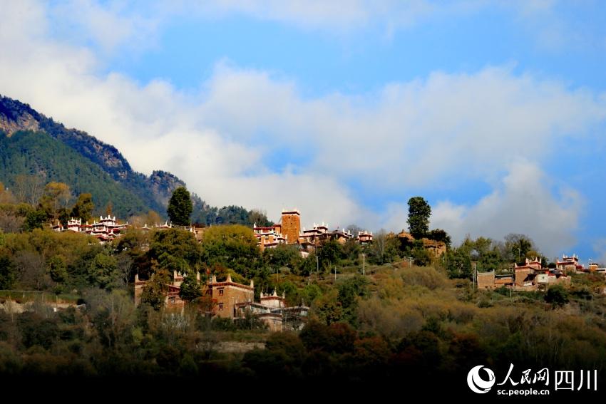 丹巴美景。李永安攝