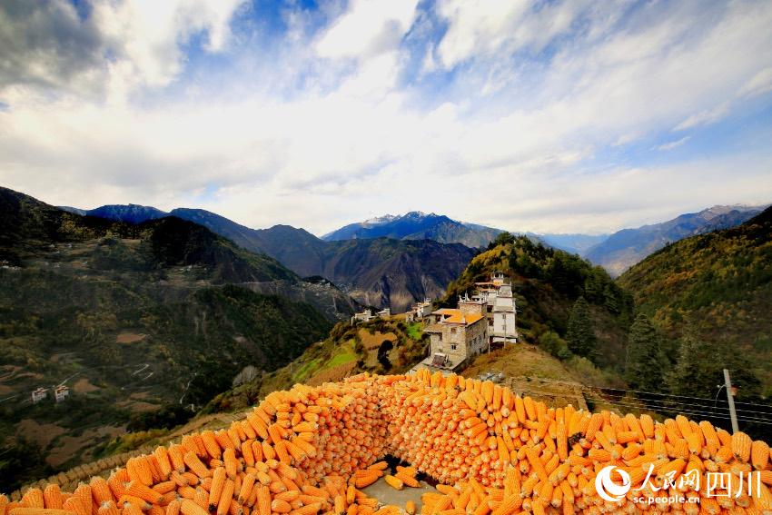 丹巴美景。李永安攝