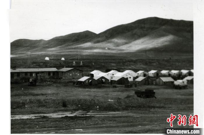 圖為20世紀(jì)70年代風(fēng)火山觀測站科學(xué)城。(資料圖) 中鐵西北科學(xué)研究院供圖