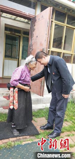 北京援青教育團(tuán)隊(duì):“按需”幫扶助“苗”長(zhǎng)成