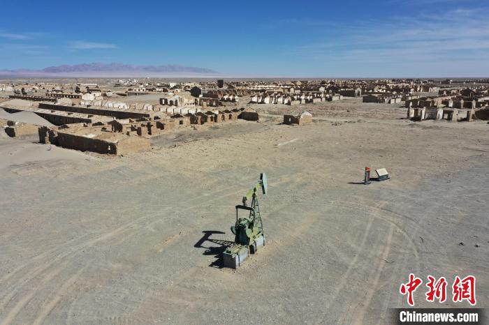 航拍青海省海西蒙古族藏族自治州茫崖市冷湖石油工業(yè)遺址保護(hù)區(qū)?！●R銘言 攝