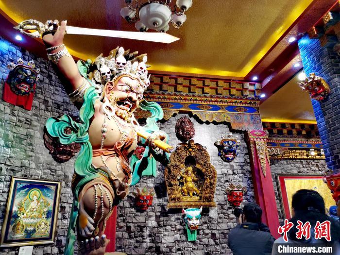 青?!敖鹕鹊亍睙嶝暎禾瓶ā⒛嗨荑矈Z目