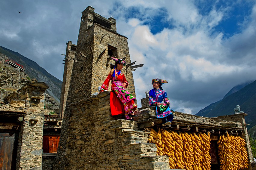 四川省阿壩州理縣桃坪村。四川省文旅廳供圖