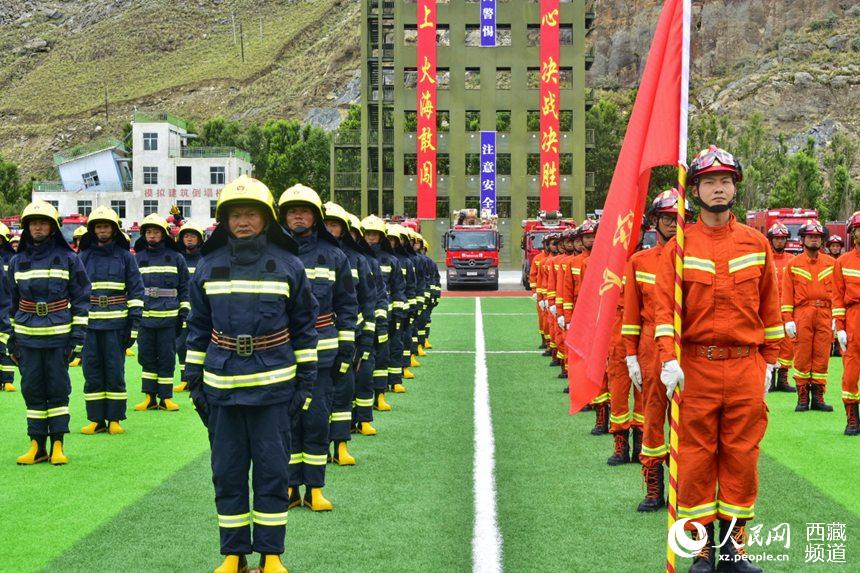 誓師大會現(xiàn)場。人民網(wǎng) 李海霞攝