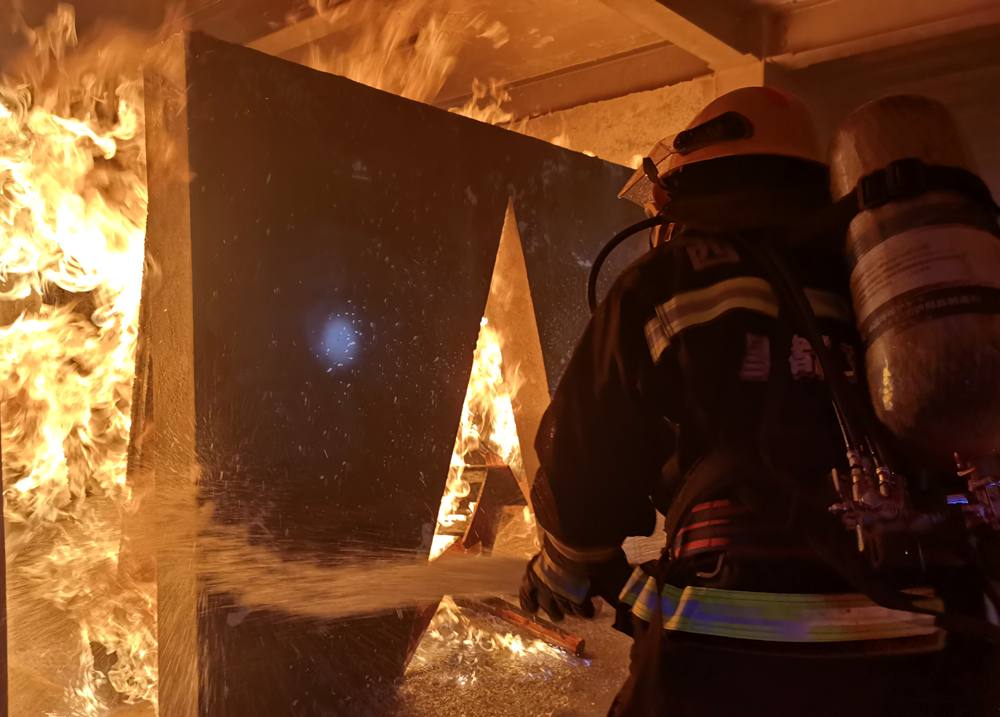 真火內(nèi)攻實操訓練。