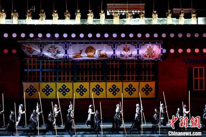 3月17日，西藏拉薩，《文成公主》大型史詩劇演出現(xiàn)場。　李林 攝