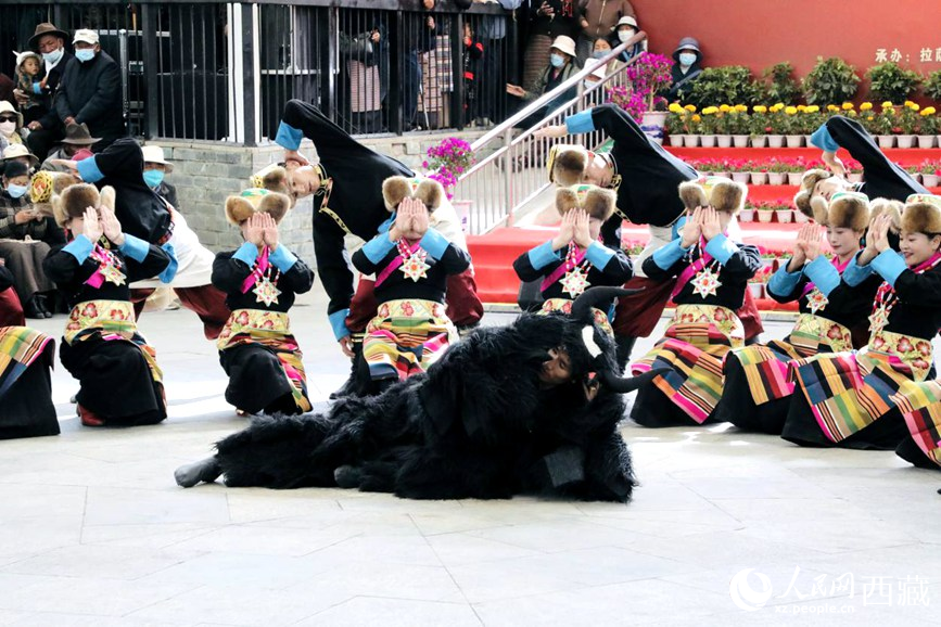 舞蹈《熱巴多吉》。人民網(wǎng) 次仁羅布攝