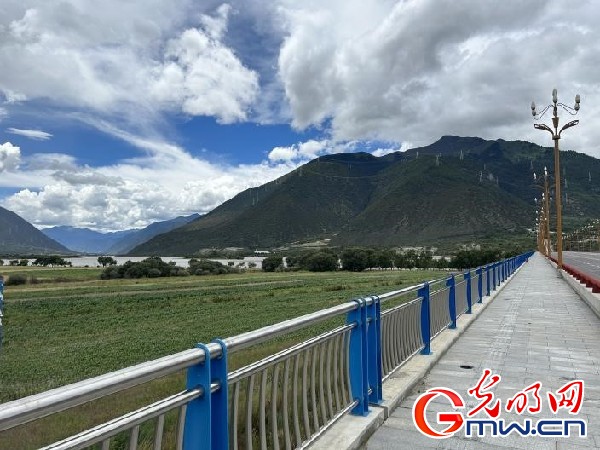 我們的家園｜林芝米林縣：河長(zhǎng)護(hù)藥洲，碧水映花谷