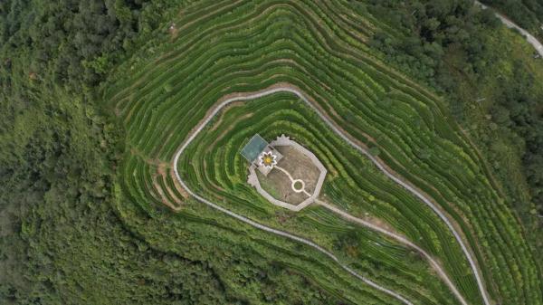 幾代建設(shè)者，歷經(jīng)半個多世紀(jì)完成！這是一條怎樣的公路？