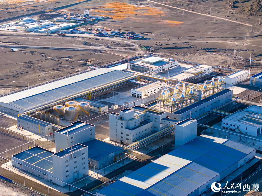 西藏扎布耶鹽湖綠色綜合開發(fā)利用萬噸電池級碳酸鋰項目。